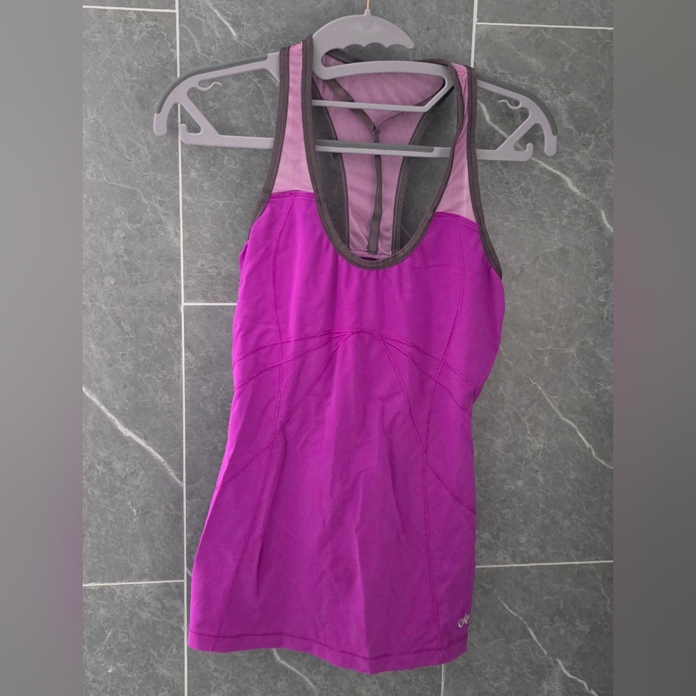 Alo Built In Bra Magenta Pink Racerback Tank Top Estimated Small